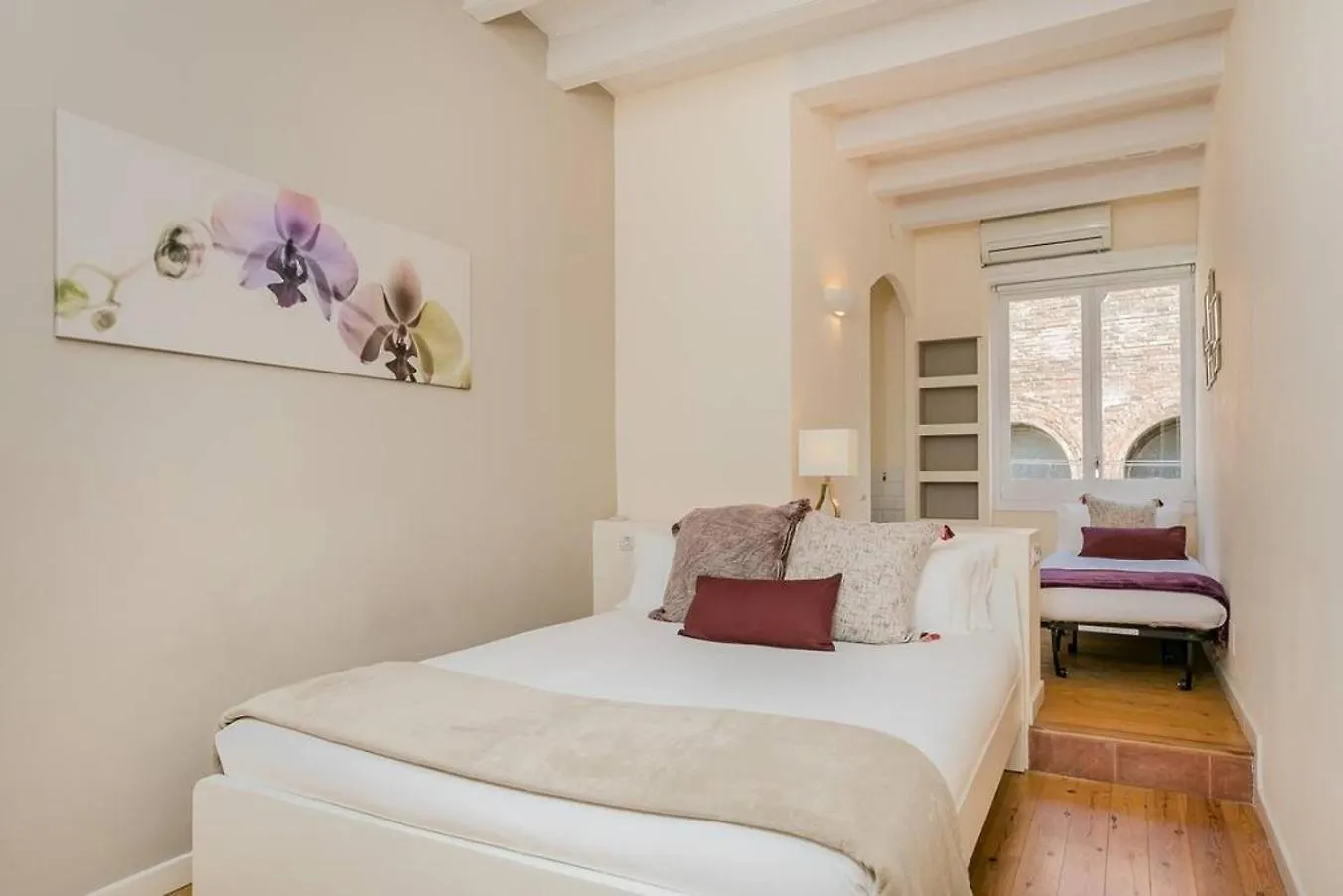 Luxurious With Awesome Rooftop Barcelona